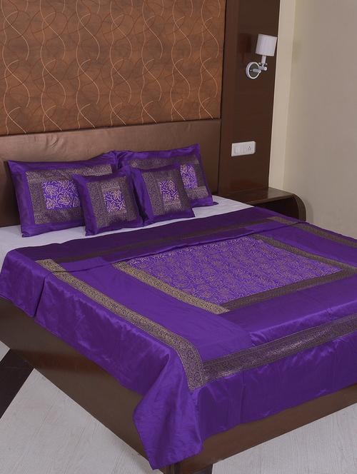 polysilk hand gold print bed cover with 2 pillow cover & 2 cushion cover - 16736871 - Standard Image - 1