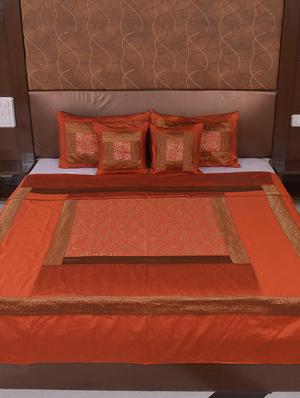 polysilk hand gold print bed cover with 2 pillow cover & 2 cushion cover - 16736872 - Standard Image - 2