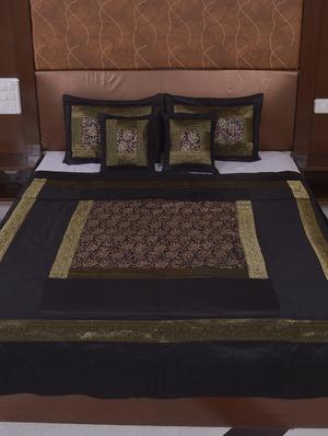 polysilk hand gold print bed cover with 2 pillow cover & 2 cusion cover set - 16736873 - Standard Image - 2