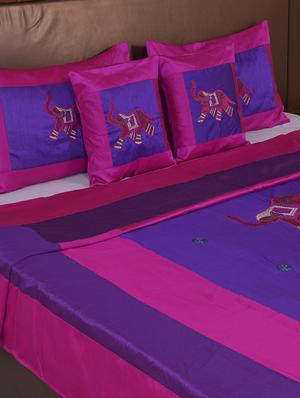 multi polysilk embroidered bed cover with 2 pillow cover & 2 cushion cover set - 16736885 - Standard Image - 3