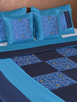multi polysilk embroidered bed cover with 2 pillow cover & 2 cushion cover set - 16736892 - Standard Image - 3