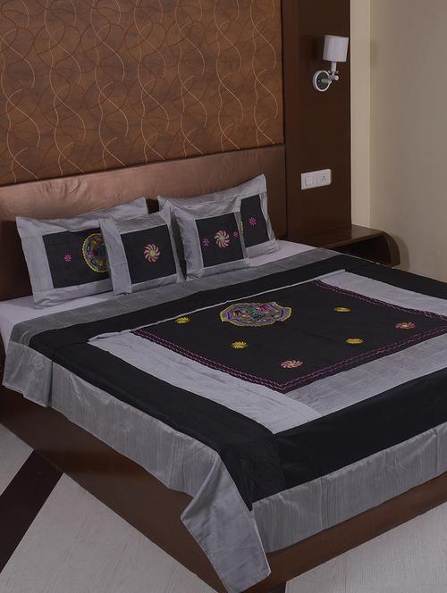 multi polysilk embroidered bed cover with 2 pillow cover & 2 cusion cover set - 16736899 - Standard Image - 1