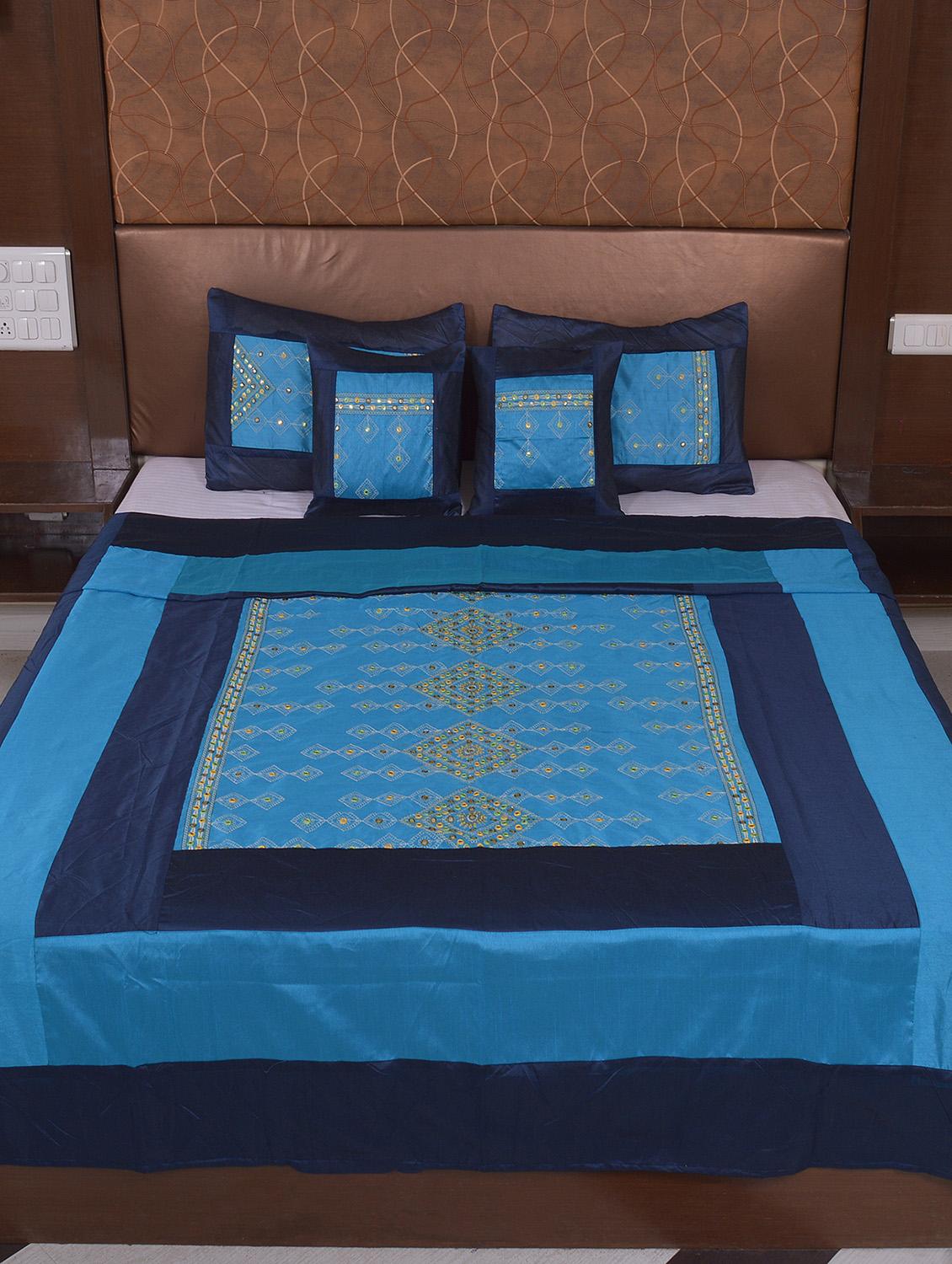 polysilk mirror work bed cover with 2 pillow cover & 2 cusion cover set - 16736901 - Zoom Image - 2