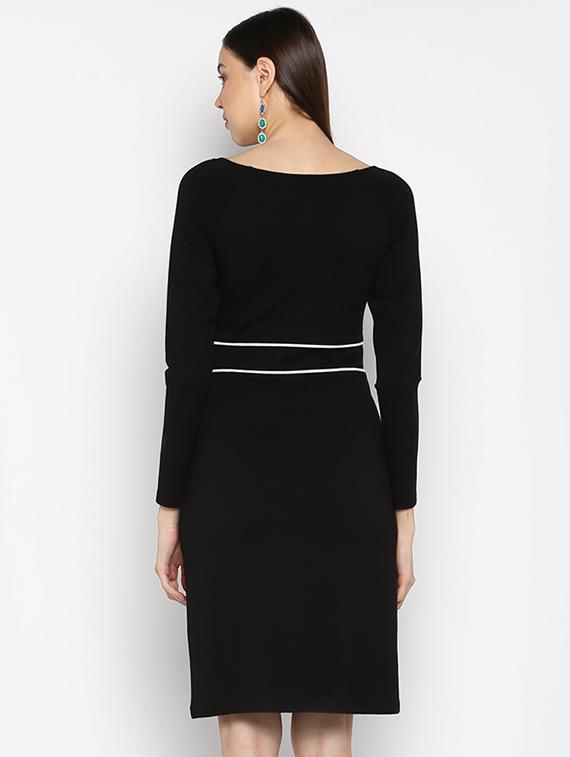 round neck contrast piping dress - 16737276 - Zoom Image - 3