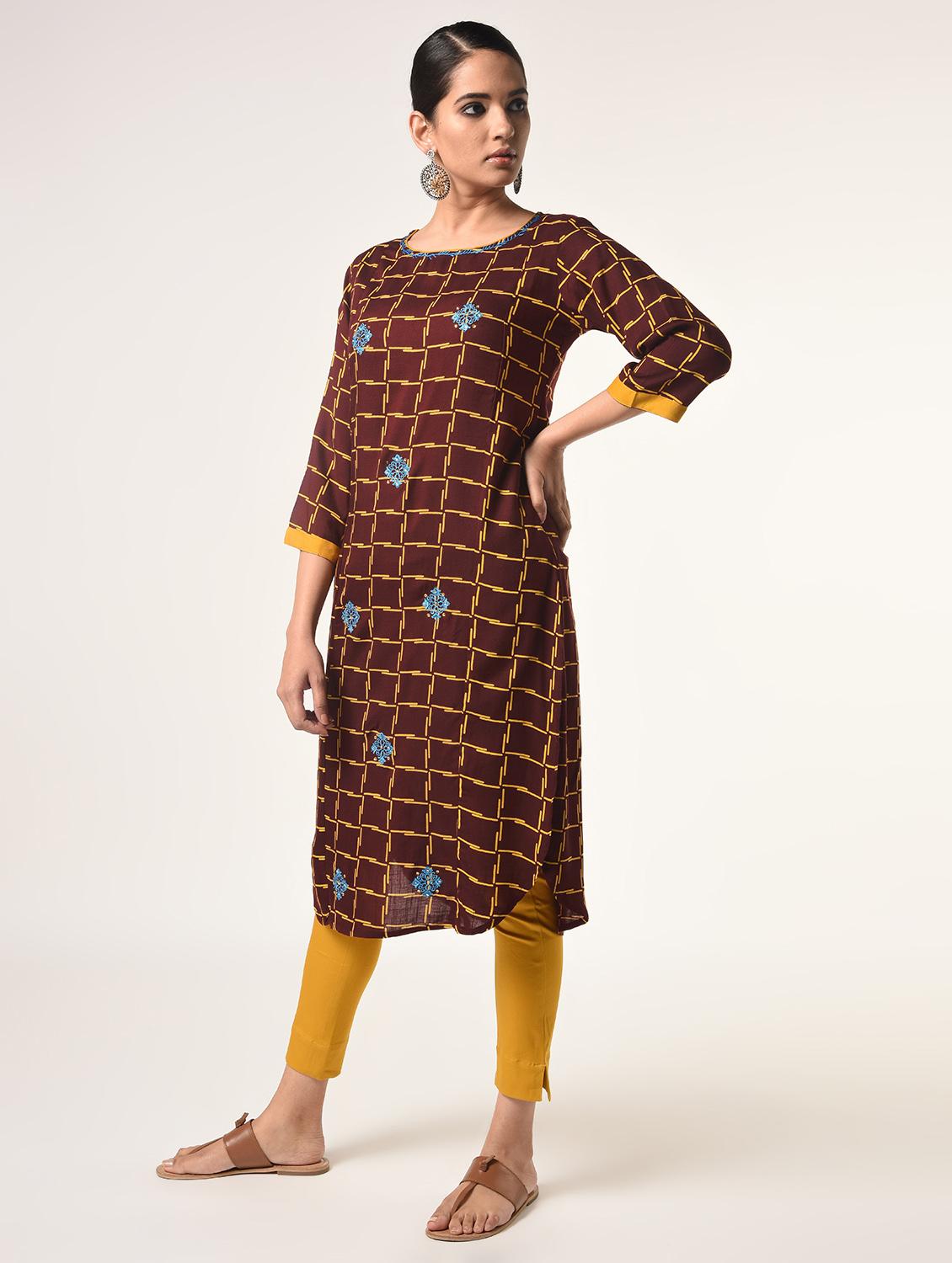 checkered straight kurta - 16737445 - Zoom Image - 2