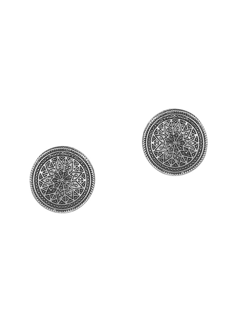 silver metal studs earring - 16737623 - Zoom Image - 1