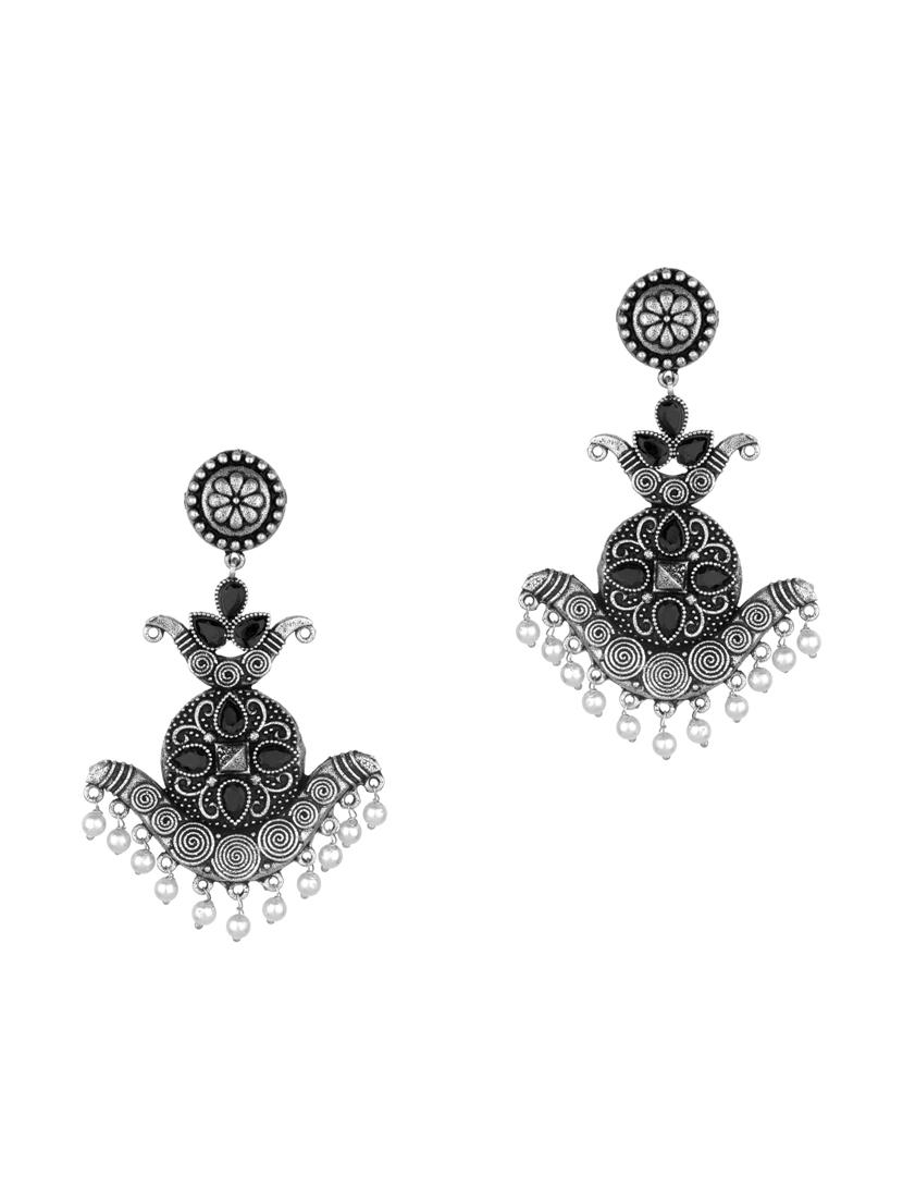 black metal drop earring - 16737653 - Zoom Image - 1