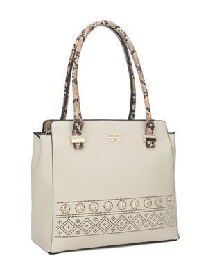 beige leatherette (pu) regular handbag - 16737982 - Standard Image - 4