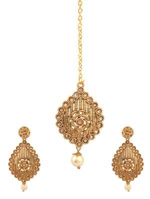 gold metal necklaces and earring - 16738042 - Standard Image - 2