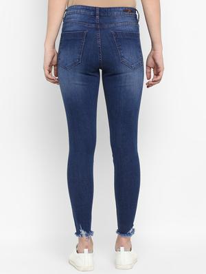 frayed hem distressed jeans - 16738492 - Standard Image - 3