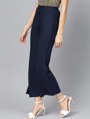 high rise solid palazzo - 16739165 - Standard Image - 2