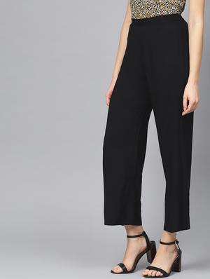 high rise solid palazzo - 16739167 - Standard Image - 2