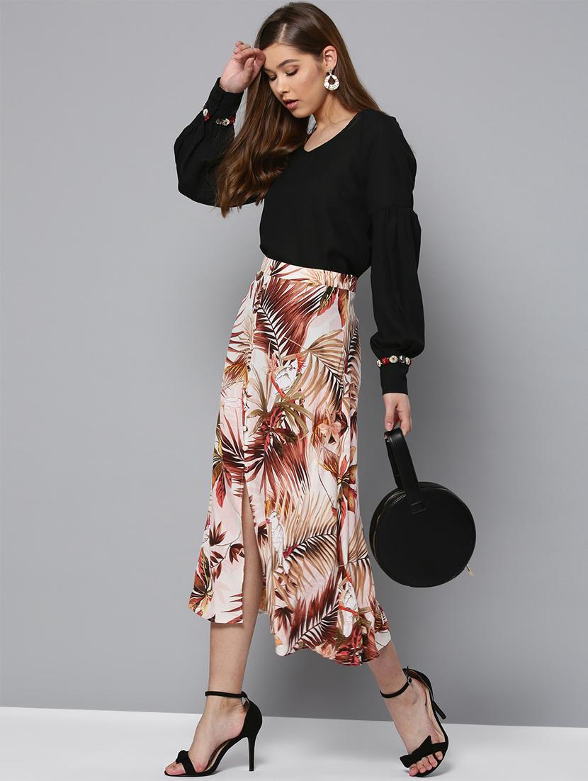 v neck embellished bishop sleeved top - 16740431 - Zoom Image - 4