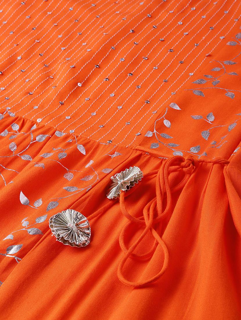 foil print flared kurta - 16741097 - Zoom Image - 5