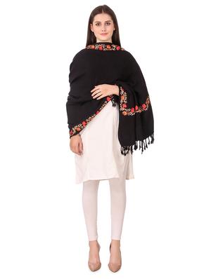solid woolen shawl - 16742061 - Standard Image - 3