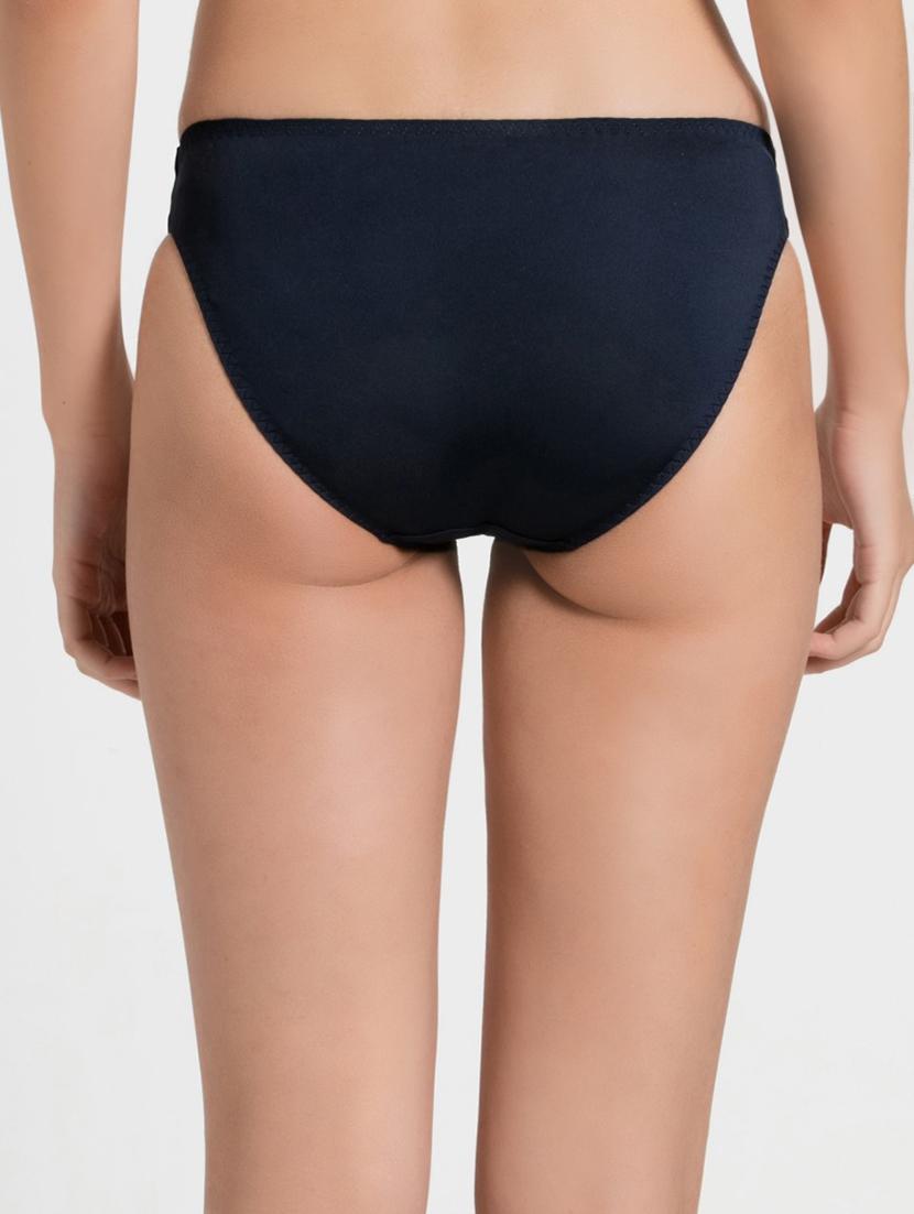 low rise lace detail hipster panty - 16742161 - Zoom Image - 2