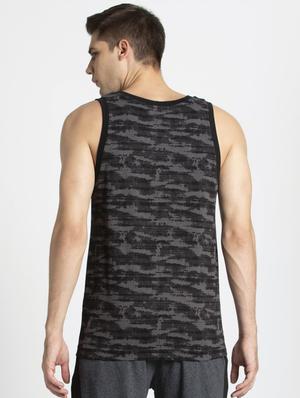 black printed vest - 16742907 - Standard Image - 3