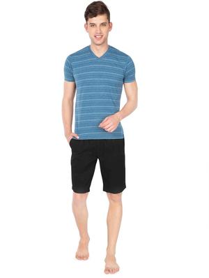 black solid bermuda shorts - 16742963 - Standard Image - 4