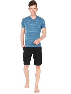 black solid bermuda shorts - 16742964 - Standard Image - 4