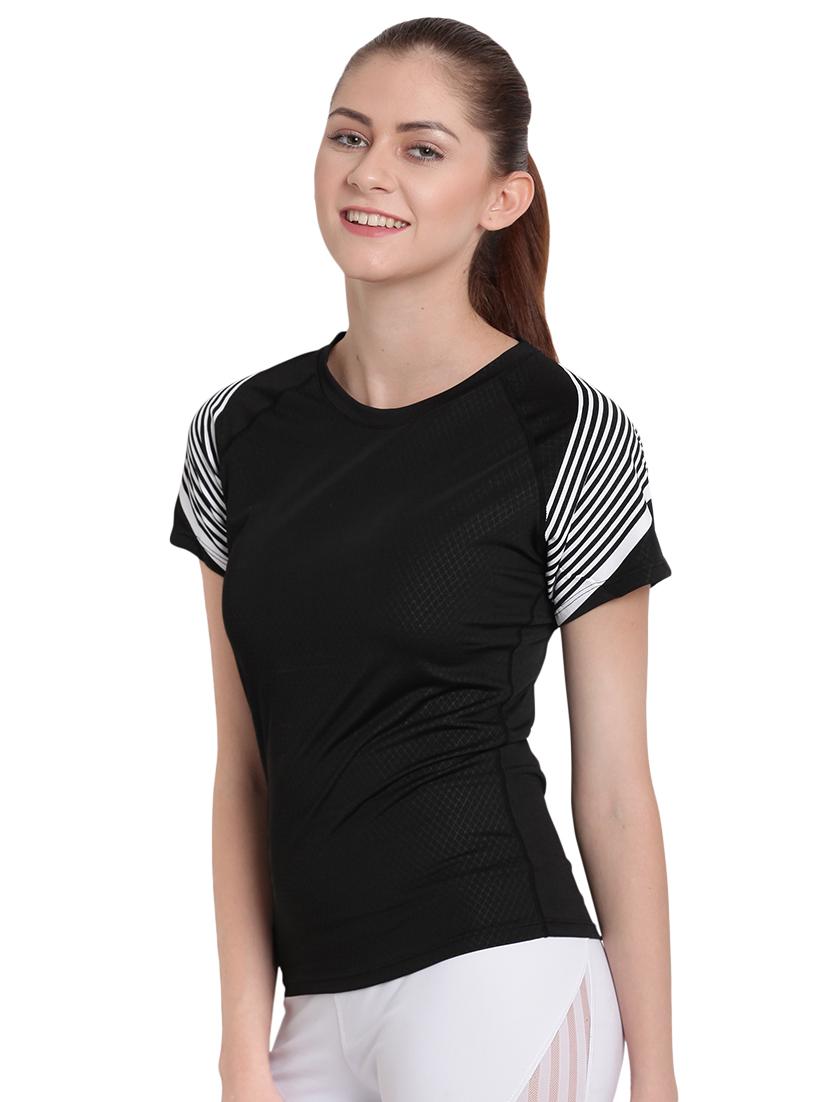 round neck raglan sleeved tee - 16743224 - Zoom Image - 2