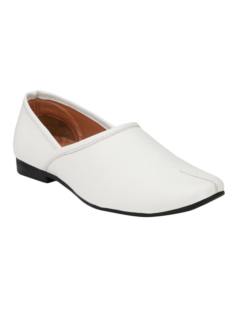 white leatherette slip on jutis - 16743631 - Zoom Image - 1