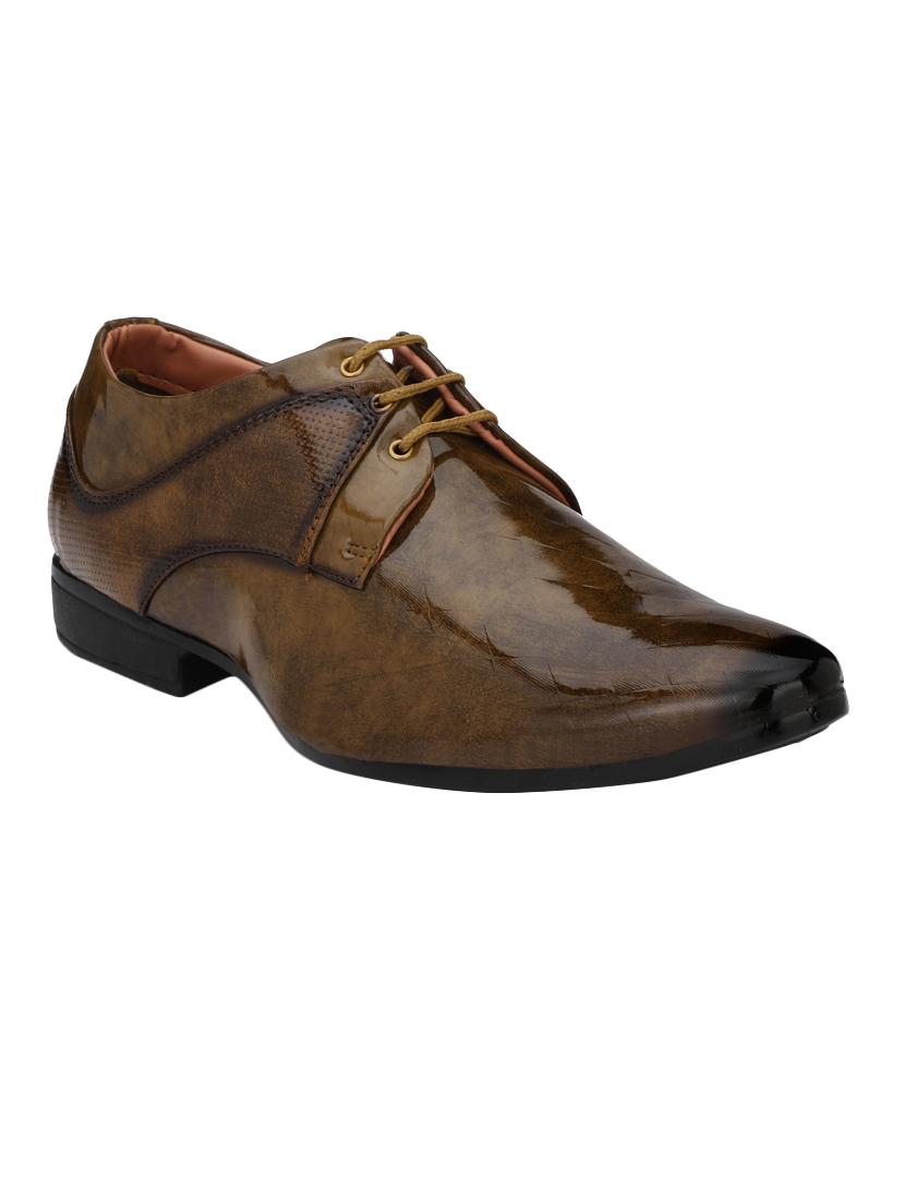 brown patent leather lace-up derbys - 16743632 - Zoom Image - 1