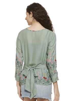 tie knot back floral top - 16744335 - Standard Image - 3