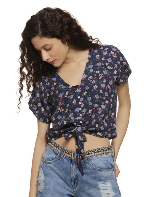 tie knot hem floral crop top - 16744338 - Standard Image - 1