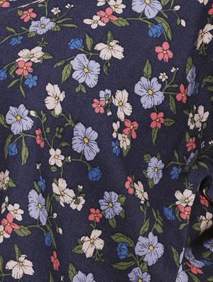 tie knot hem floral crop top - 16744338 - Standard Image - 5