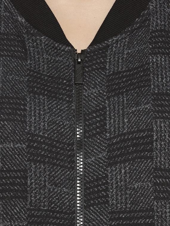 long sleeved checkered jacket - 16744360 - Zoom Image - 5