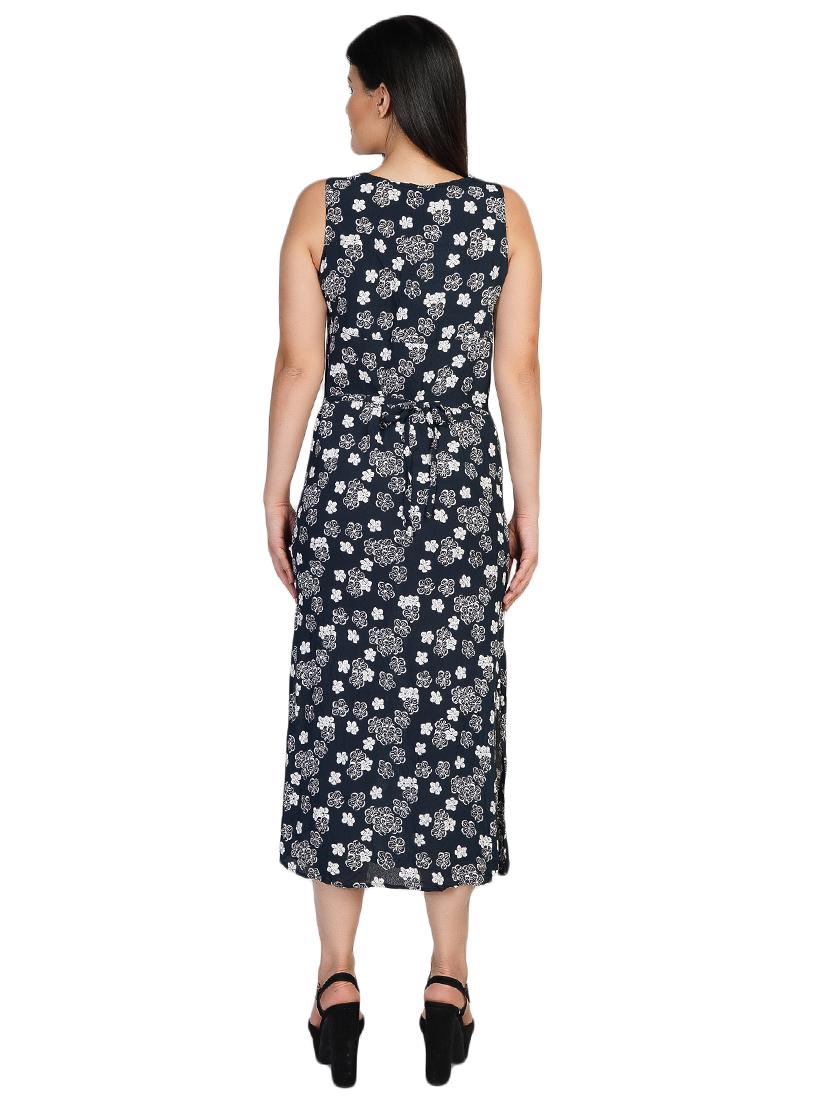key hole neck floral maxi dress - 16745062 - Zoom Image - 3
