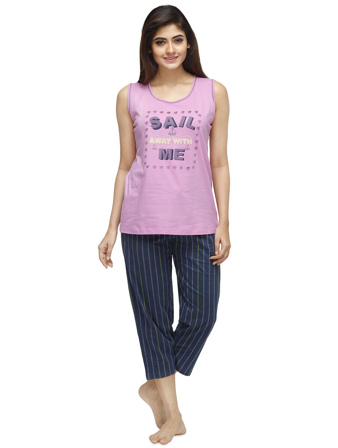 round neck tee with nightwear capri set - 16745151 - Zoom Image - 1