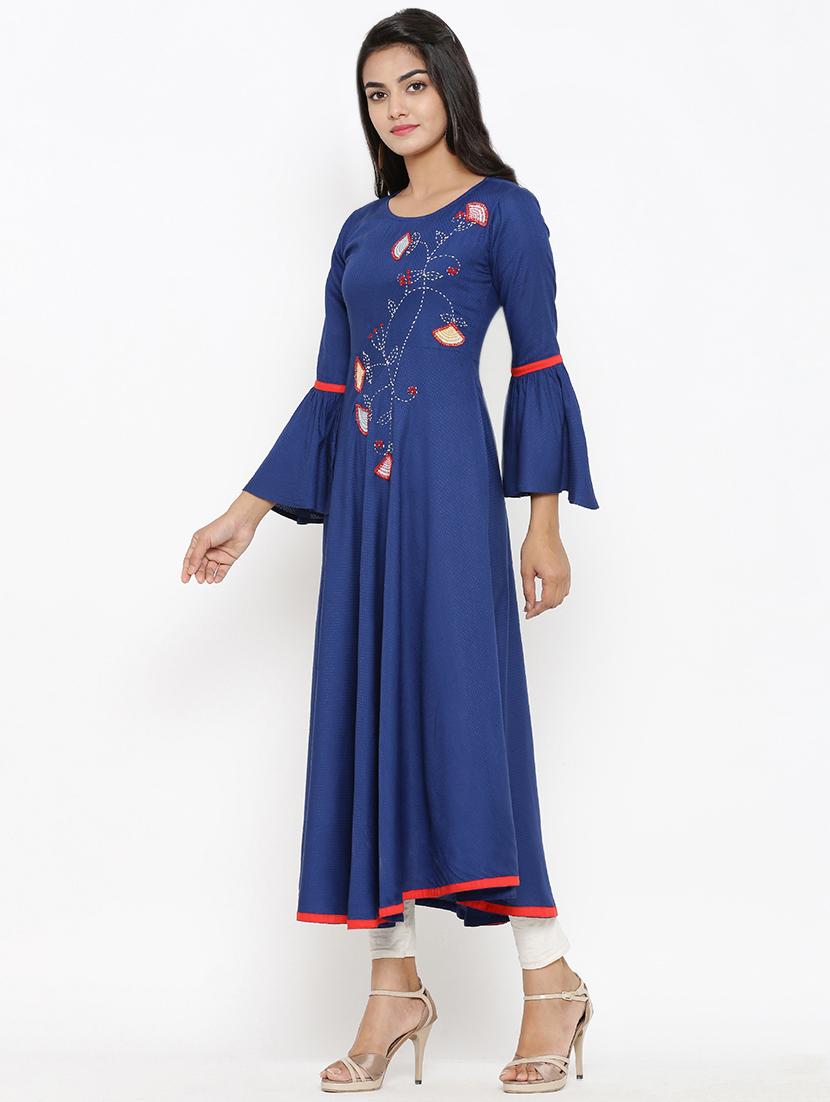 embroidered flared kurta - 16745263 - Zoom Image - 2