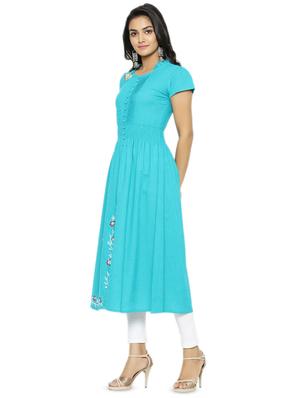 embroidered flared kurta - 16745270 - Standard Image - 2