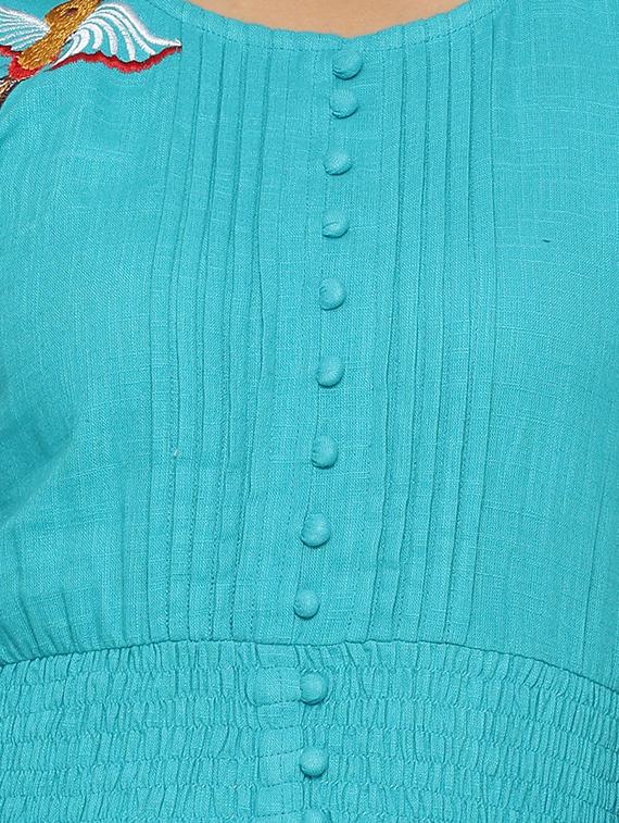 embroidered flared kurta - 16745270 - Zoom Image - 4