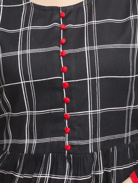 round neck bell sleeved checkered top - 16745457 - Zoom Image - 4