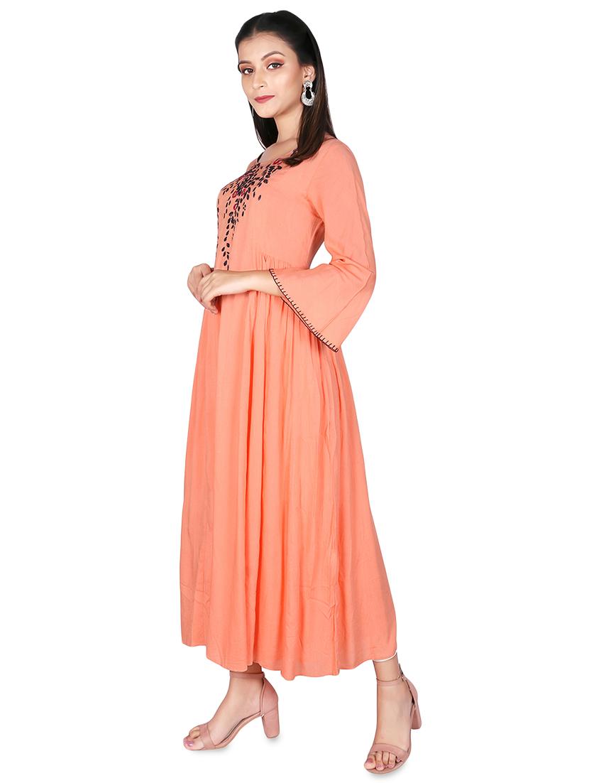 embroidered flared kurta - 16746386 - Zoom Image - 2