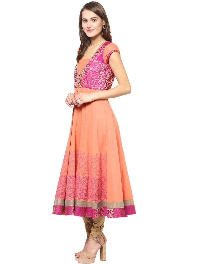block print anarkali kurta - 16746496 - Zoom Image - 2