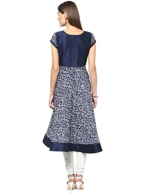 block print anarkali kurta - 16746497 - Standard Image - 3