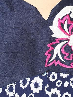 block print anarkali kurta - 16746497 - Standard Image - 4
