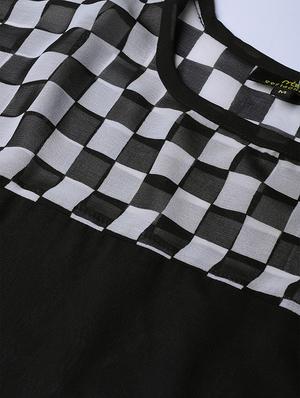 round neck checkered top - 16746563 - Standard Image - 4