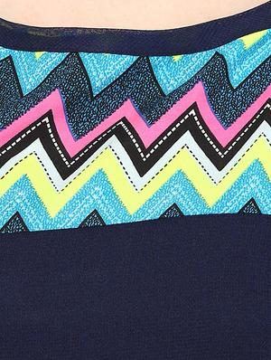 round neck chevron top - 16746567 - Standard Image - 5