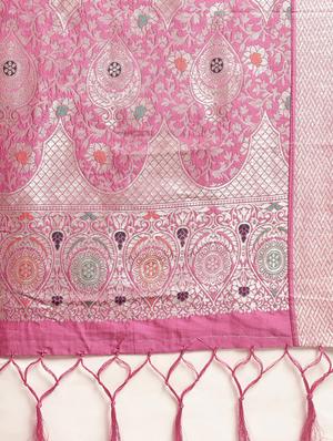 solid banarasi saree with blouse - 16746940 - Standard Image - 4