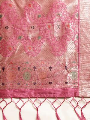 turquoise cotton blend banarasi saree with blouse - 16746942 - Standard Image - 4