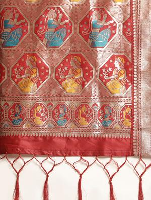 solid banarasi saree with blouse - 16746943 - Standard Image - 4