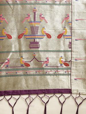 solid banarasi saree with blouse - 16746948 - Standard Image - 4