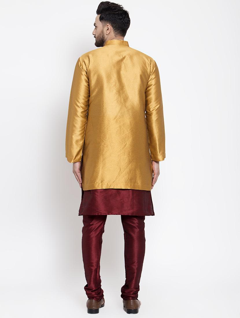 gold silk blend sherwani set - 16750212 - Zoom Image - 3