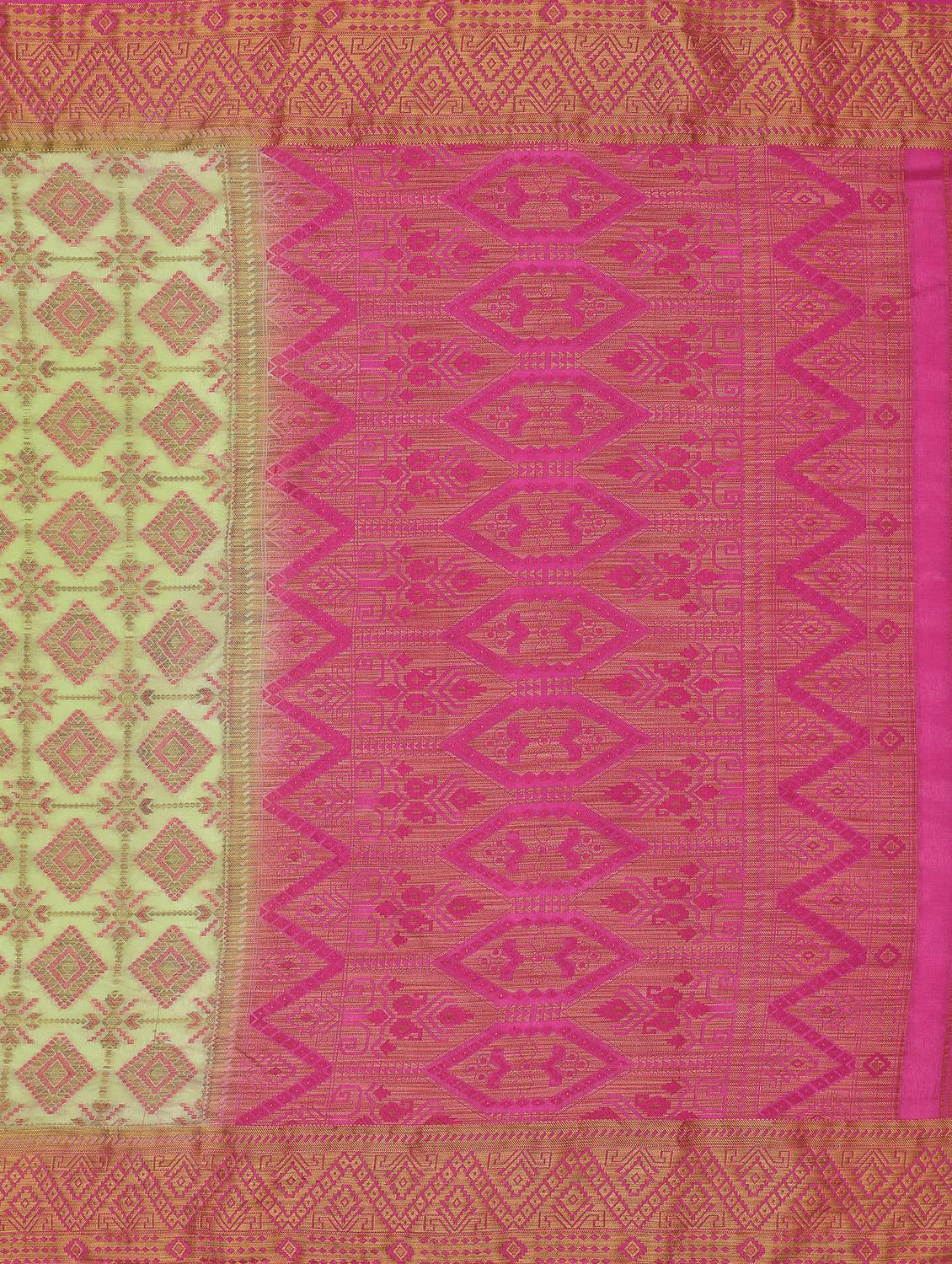 self design bordered saree with blouse - 16750463 - Zoom Image - 4