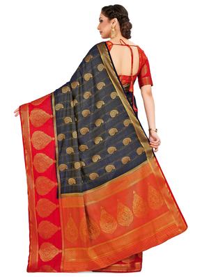 paisley banarasi saree with blouse - 16750477 - Standard Image - 2