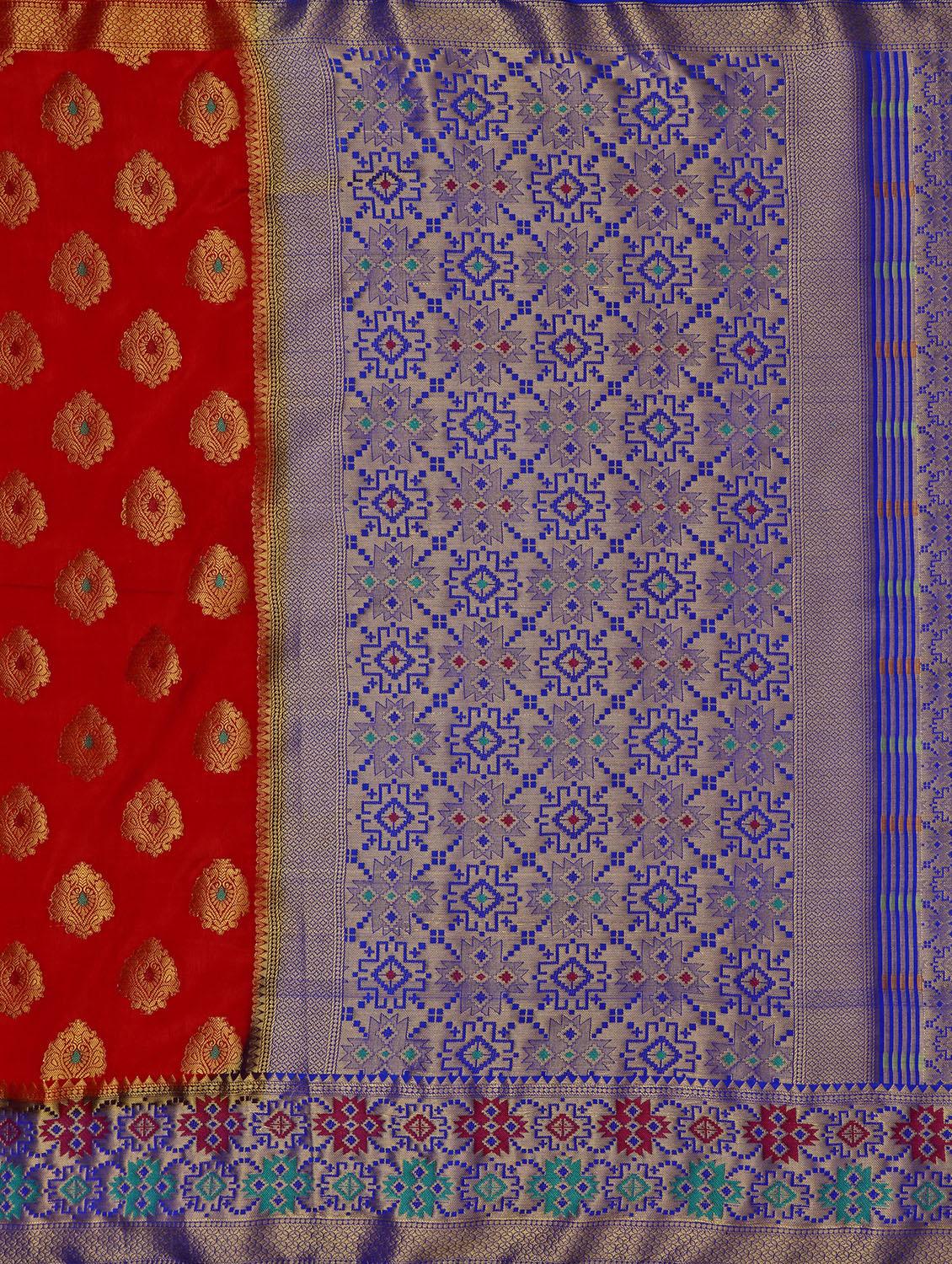 self design paithani silk saree with blouse - 16750481 - Zoom Image - 5